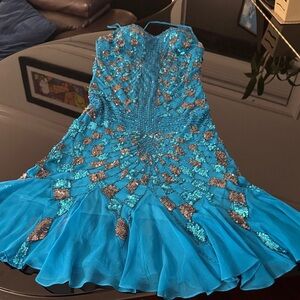 Elegant Blue Sequin Midi Dress